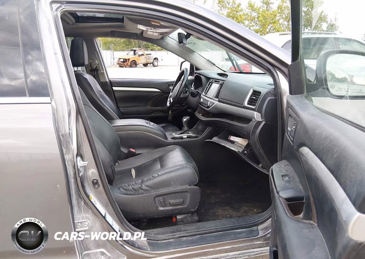 2017 Toyota Highlander Xle VIN:5TDJZRFH6HS419703 - 5