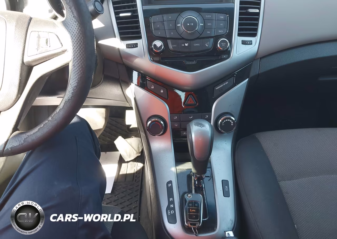 2014 Chevrolet Cruze Ls Auto VIN:1G1PA5SG2E7283804 - 11
