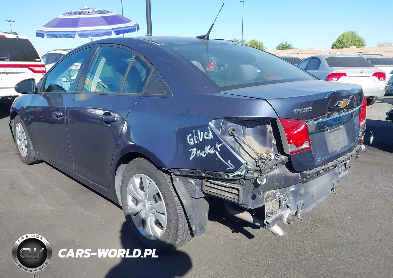 2014 Chevrolet Cruze Ls Auto VIN:1G1PA5SG2E7283804 - 3