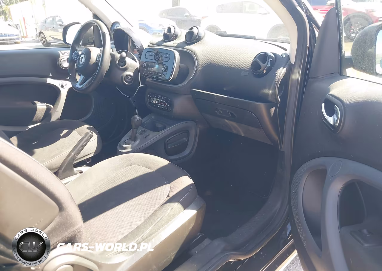2016 Smart Fortwo Passion-Prime-Proxy-Pure VIN:WMEFJ5DA1GK067164 - 5