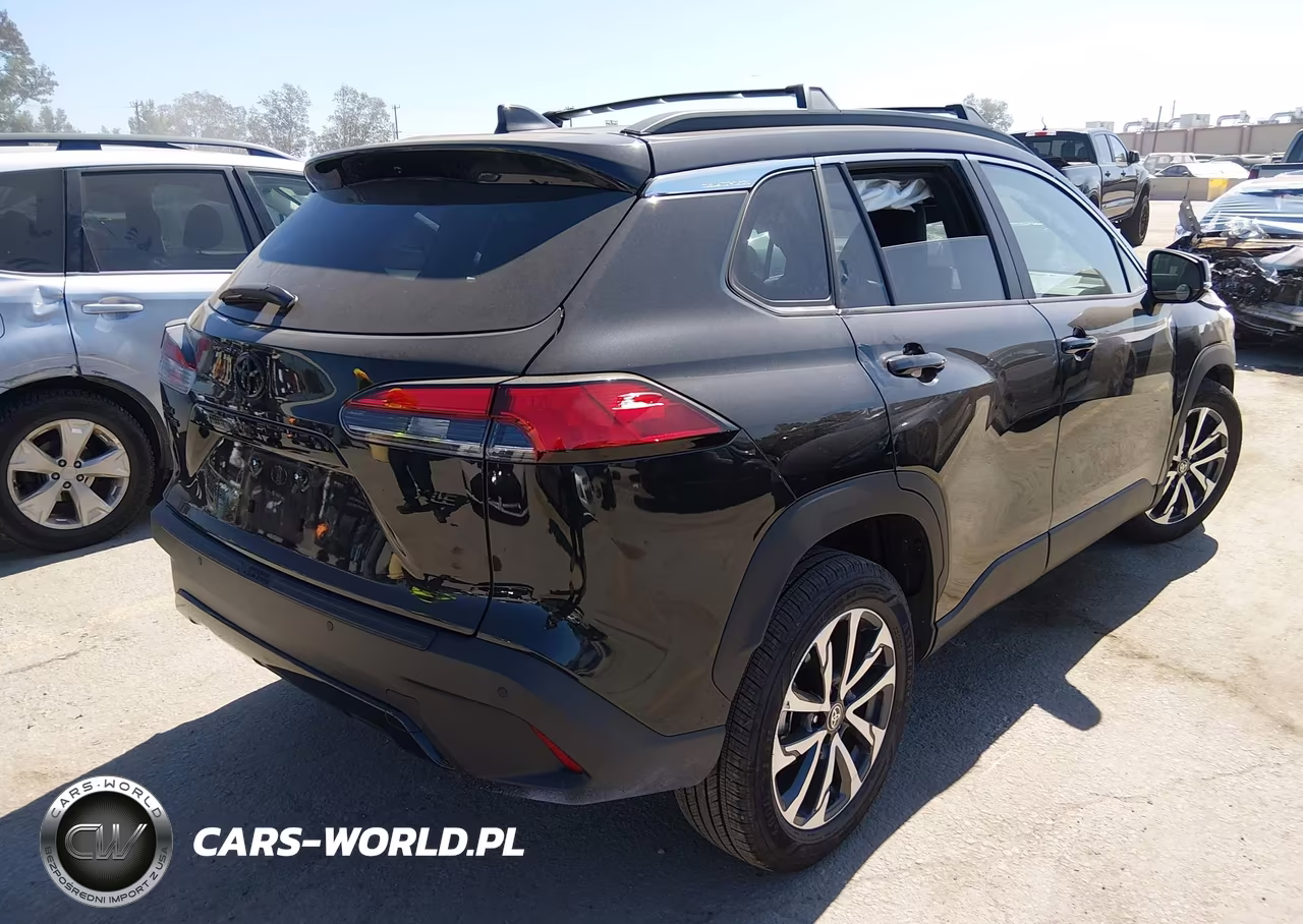 2025 Toyota Corolla Cross Xle VIN:7MUDAAAG5SV125114 - 4