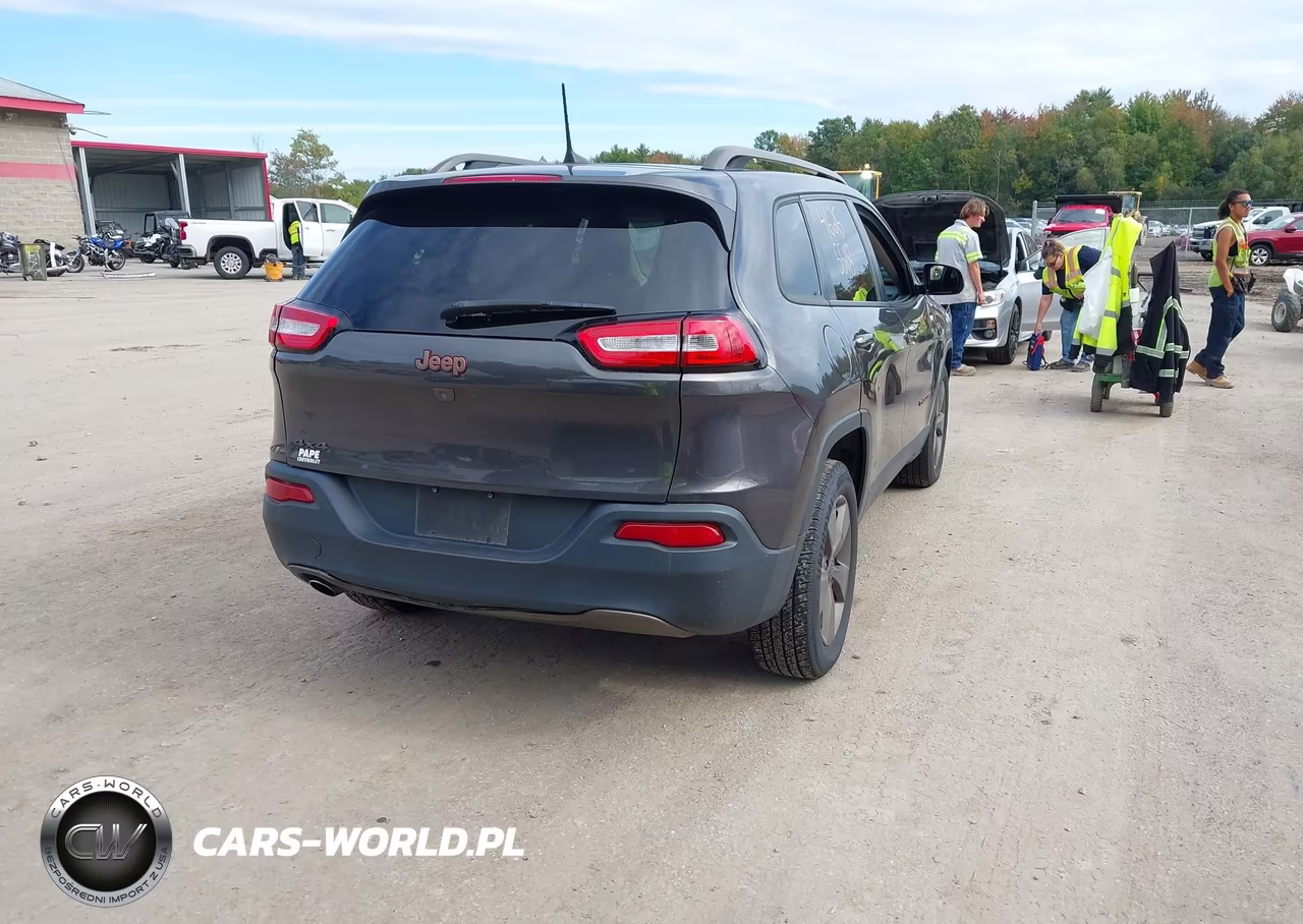 2016 Jeep Cherokee 75Th Anniversary VIN:1C4PJMCB7GW305194 - 4