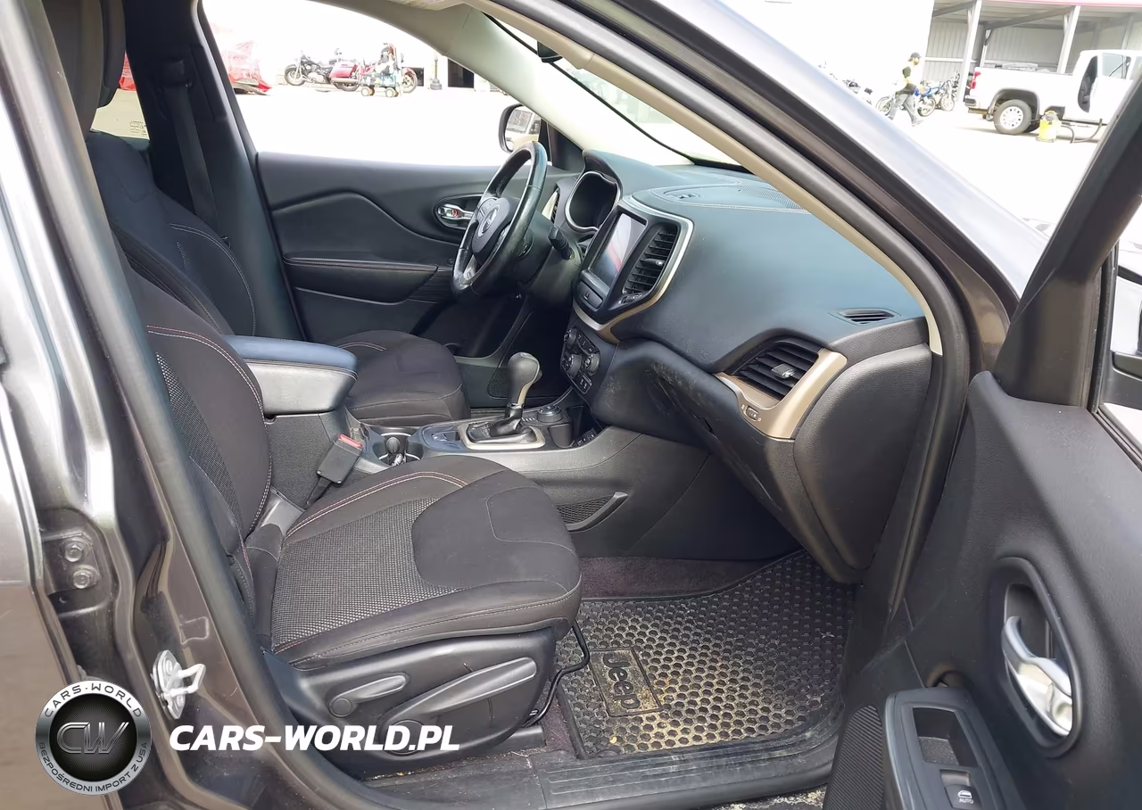 2016 Jeep Cherokee 75Th Anniversary VIN:1C4PJMCB7GW305194 - 5