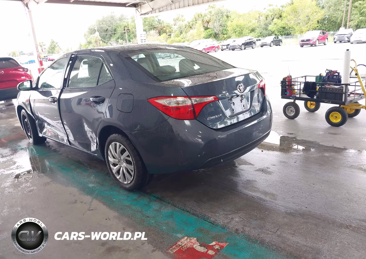 2015 Toyota Corolla Le VIN:2T1BURHE8FC413283 - 3