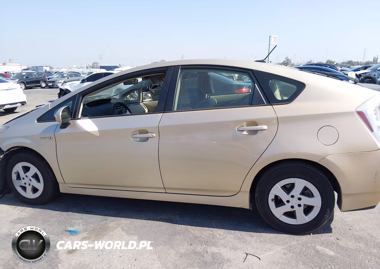 2011 Toyota Prius Three VIN:JTDKN3DU7B1419033 - 14