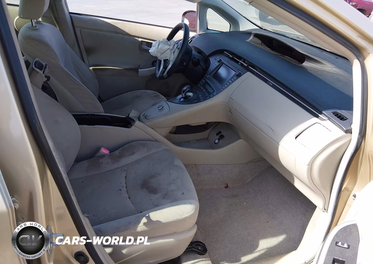 2011 Toyota Prius Three VIN:JTDKN3DU7B1419033 - 5