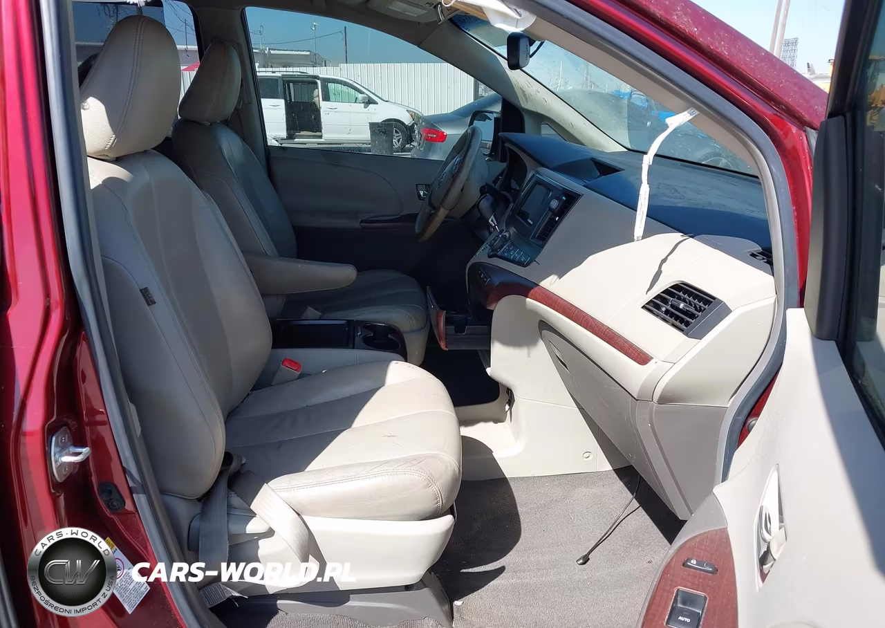 2011 Toyota Sienna Xle V6 VIN:5TDYK3DC3BS020052 - 5