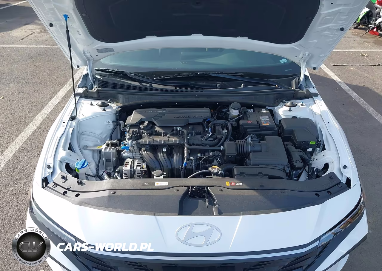 2026 Hyundai Elantra Sel Sport VIN:KMHLM4DG2TU210690 - 10