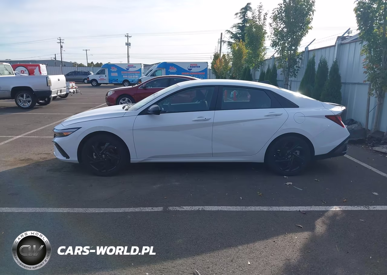 2026 Hyundai Elantra Sel Sport VIN:KMHLM4DG2TU210690 - 14