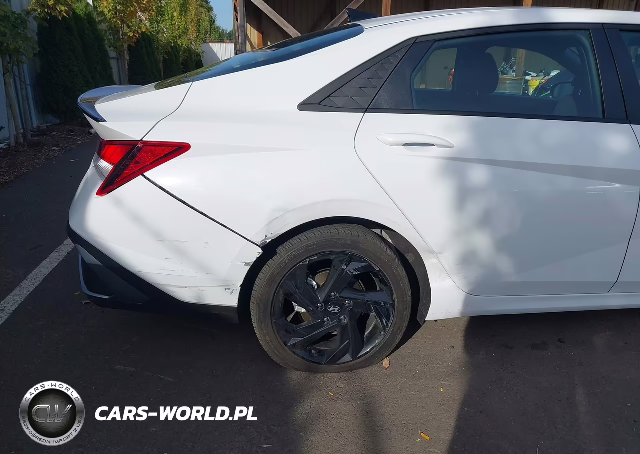 2026 Hyundai Elantra Sel Sport VIN:KMHLM4DG2TU210690 - 6
