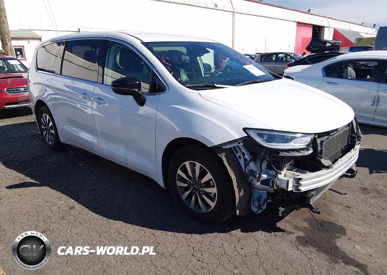 2024 Chrysler Pacifica Hybrid Select