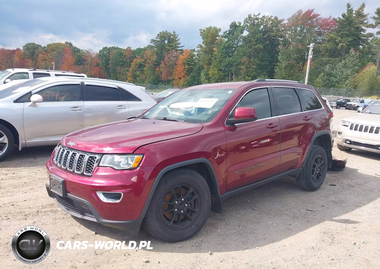 2018 Jeep Grand Cherokee Laredo E 4X4 VIN:1C4RJFAG2JC340429 - 2