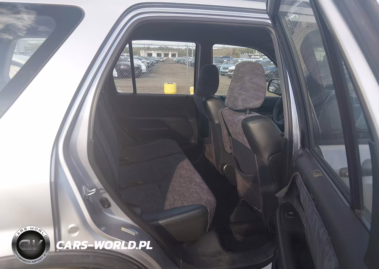 2004 Honda Cr-V Lx VIN:JHLRD785X4C048617 - 8
