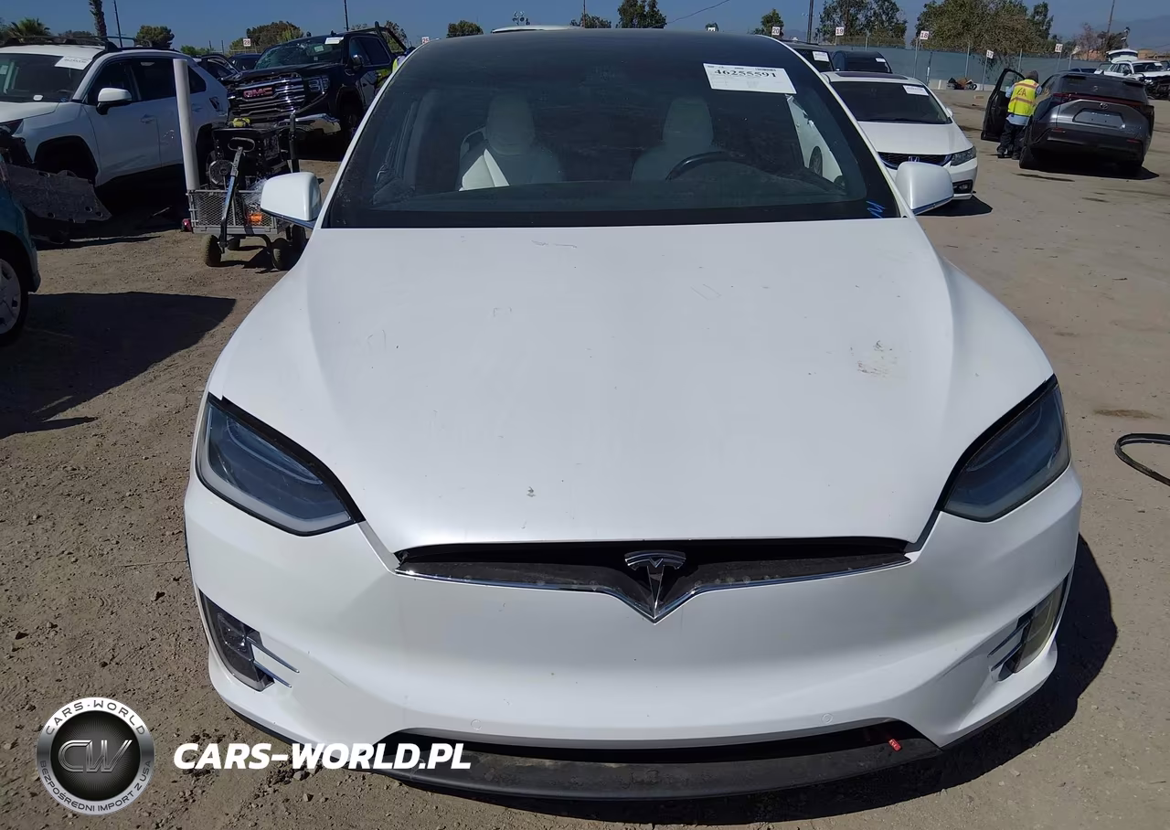 2017 Tesla Model X P100D VIN:5YJXCAE42HF075903 - 11