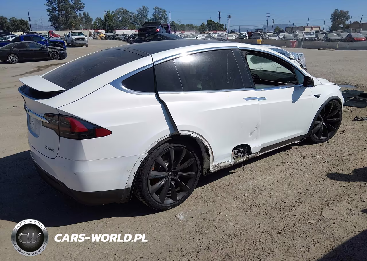 2017 Tesla Model X P100D VIN:5YJXCAE42HF075903 - 4