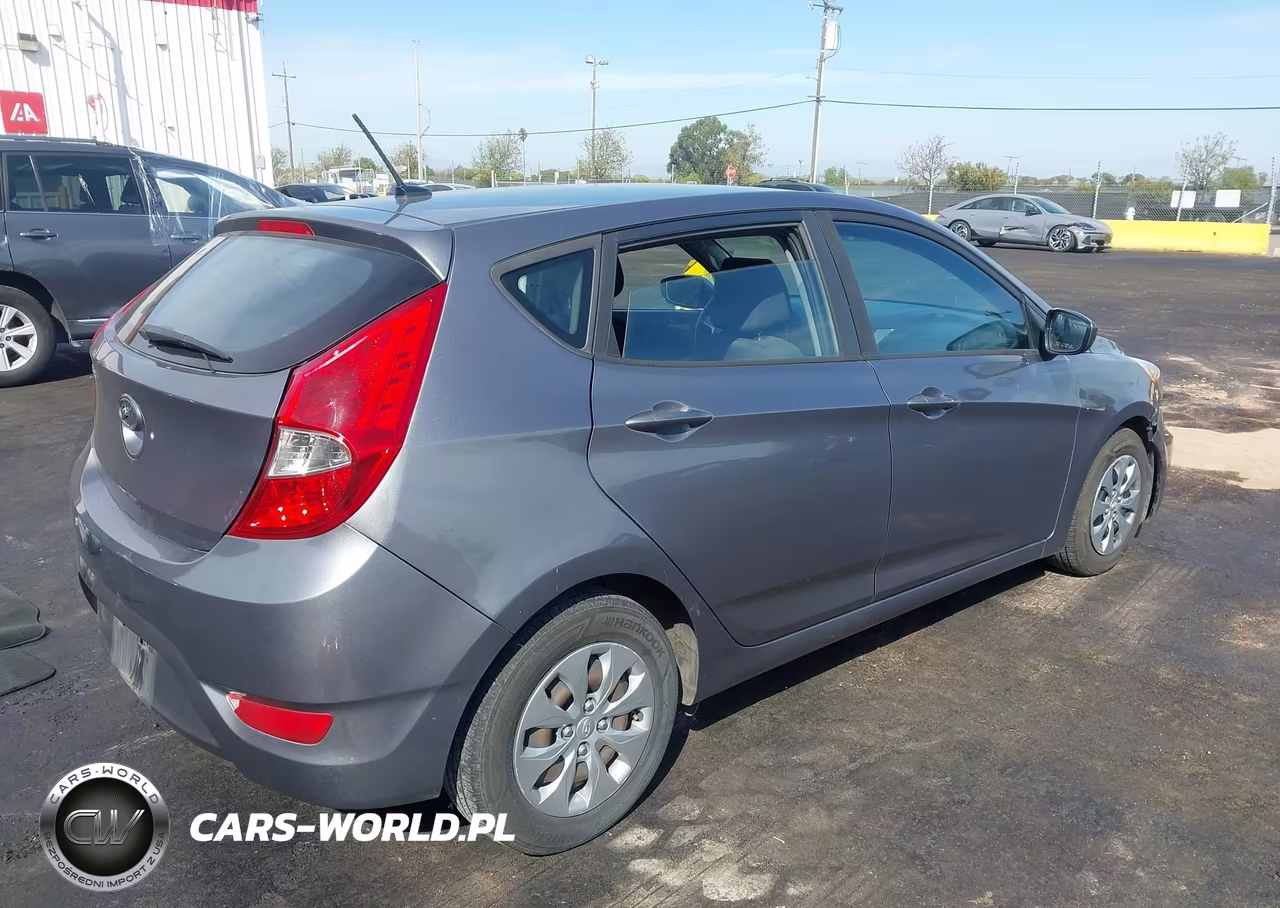 2017 Hyundai Accent Se VIN:KMHCT5AEXHU311818 - 4