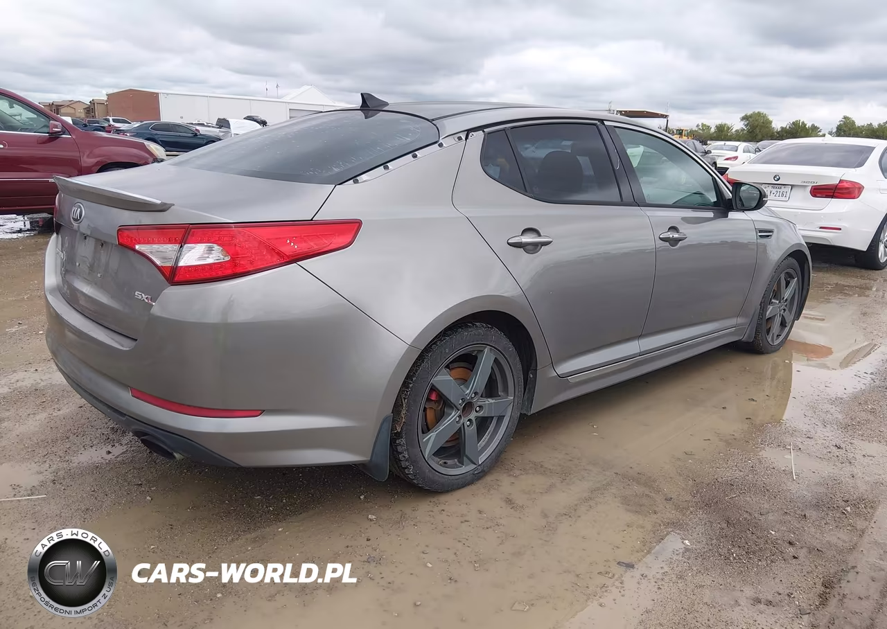 2013 Kia Optima Sx VIN:5XXGR4A61DG153389 - 4