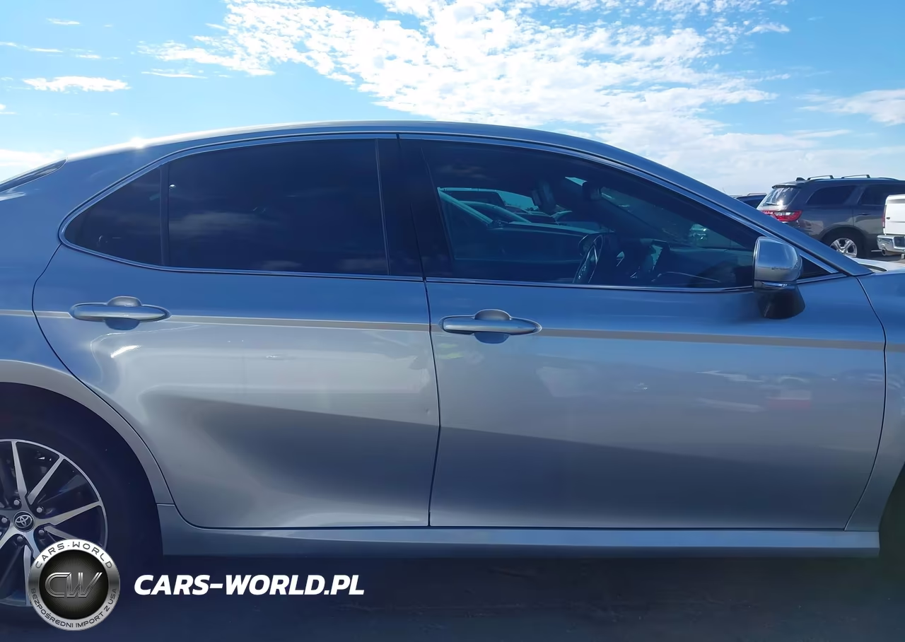 2022 Toyota Camry Xle Hybrid VIN:4T1F31AK7NU577689 - 13