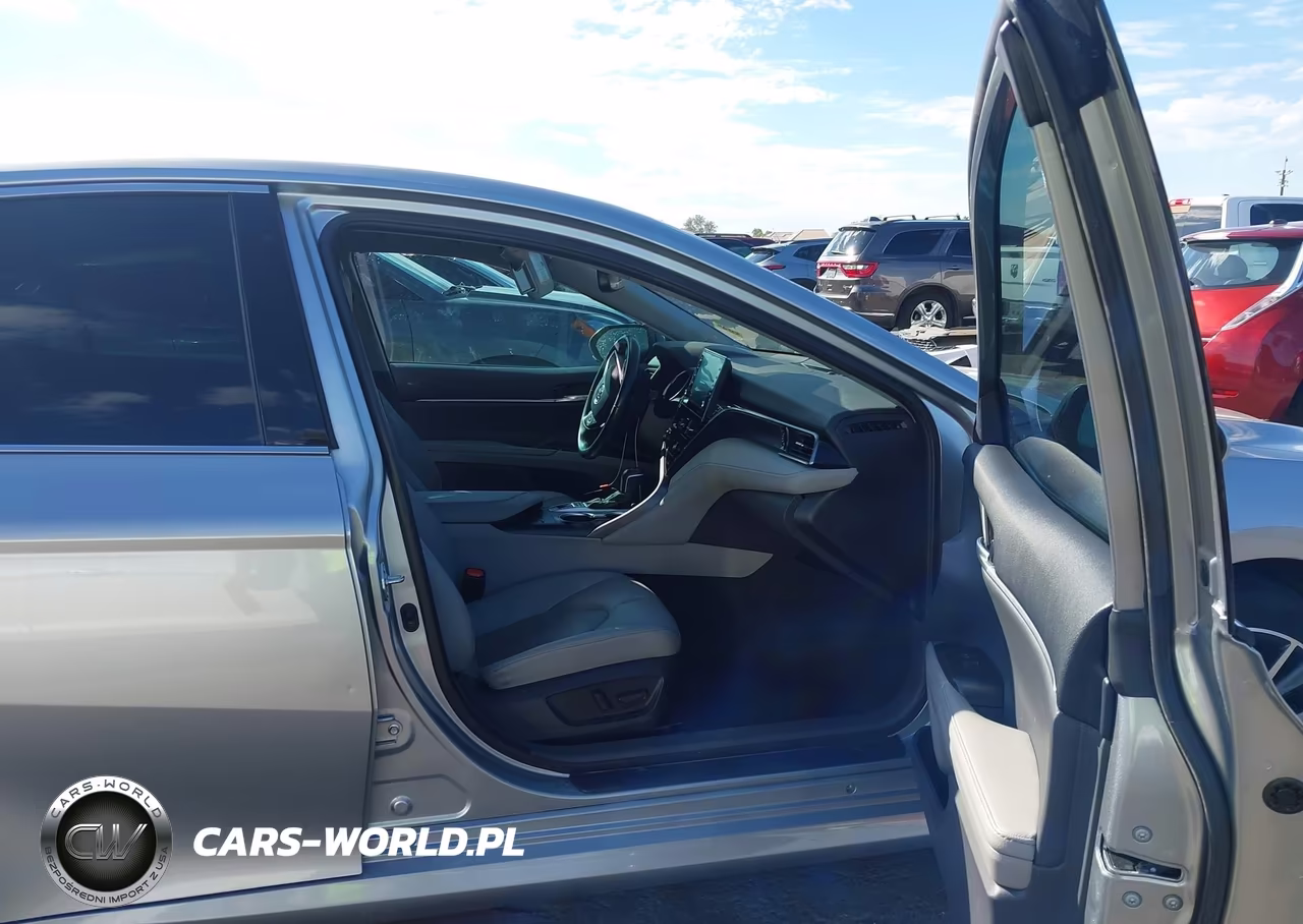 2022 Toyota Camry Xle Hybrid VIN:4T1F31AK7NU577689 - 5