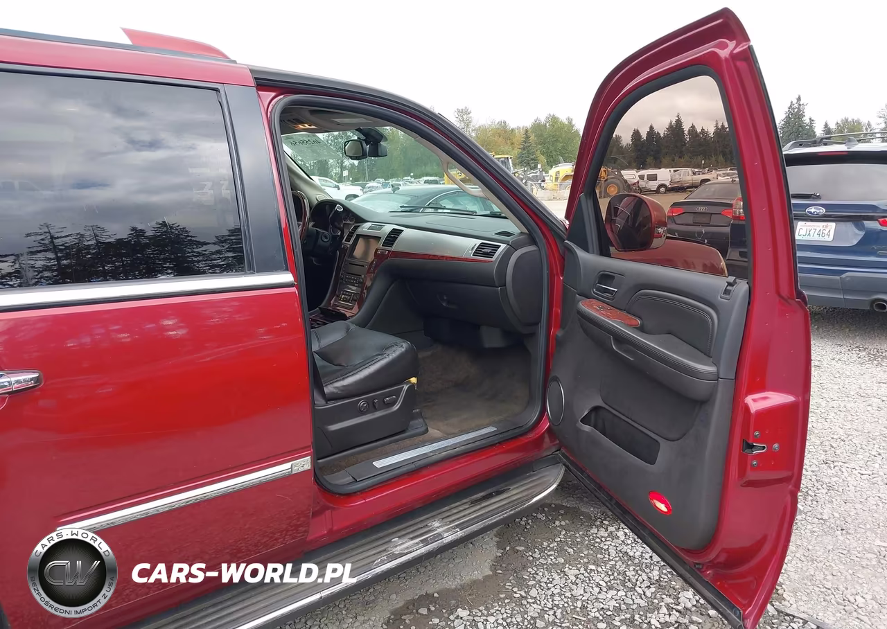 2009 Cadillac Escalade Standard VIN:1GYFK23279R182389 - 5