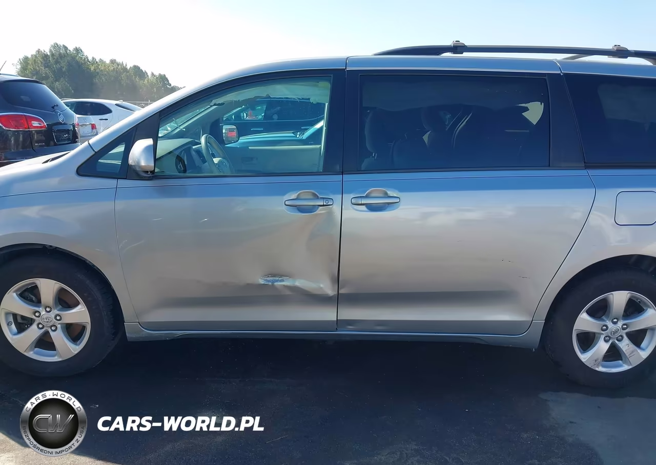 2013 Toyota Sienna Le V6 8 Passenger VIN:5TDKK3DC9DS366566 - 14