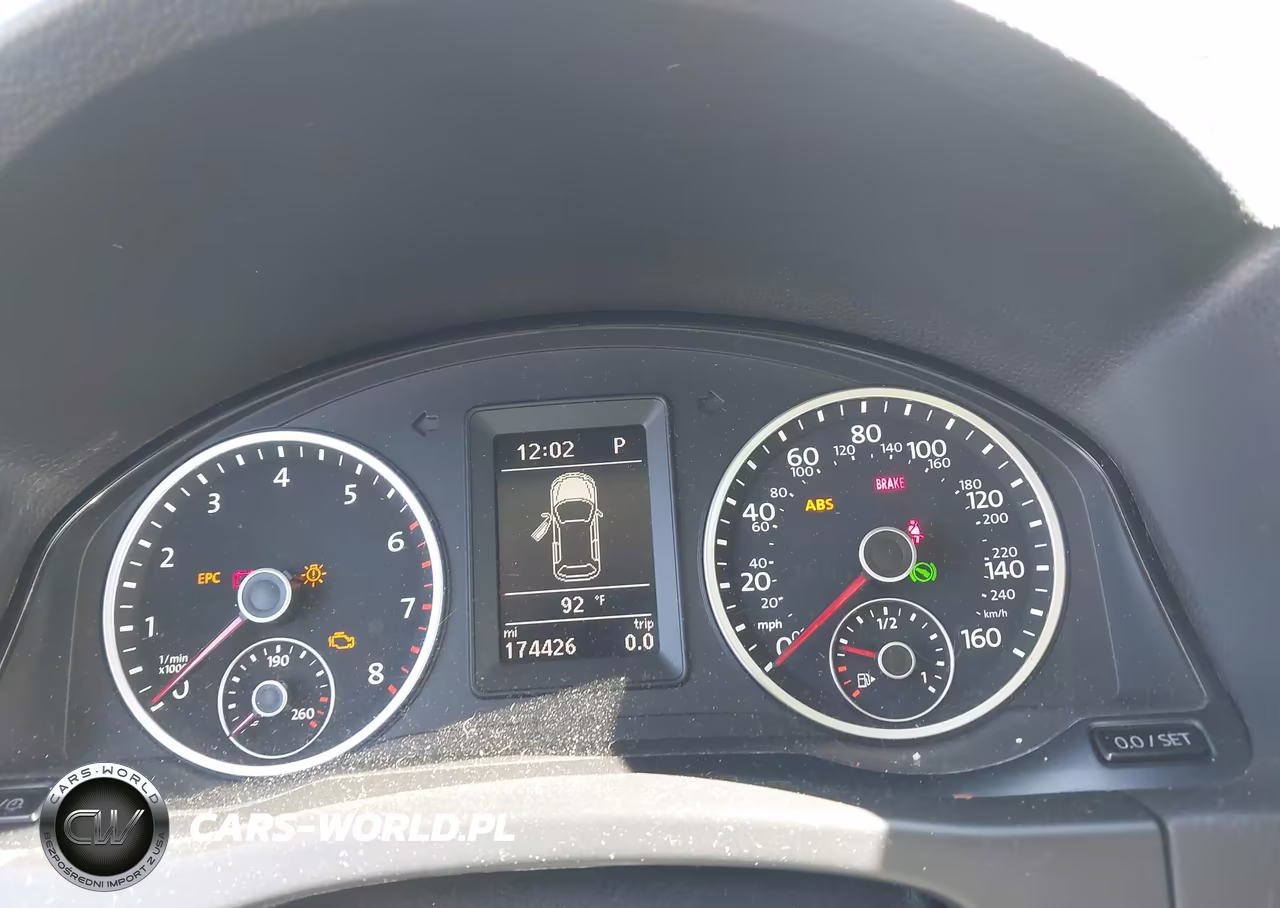 2017 Volkswagen Tiguan 2.0T-2.0T S VIN:WVGAV7AX8HK002164 - 7