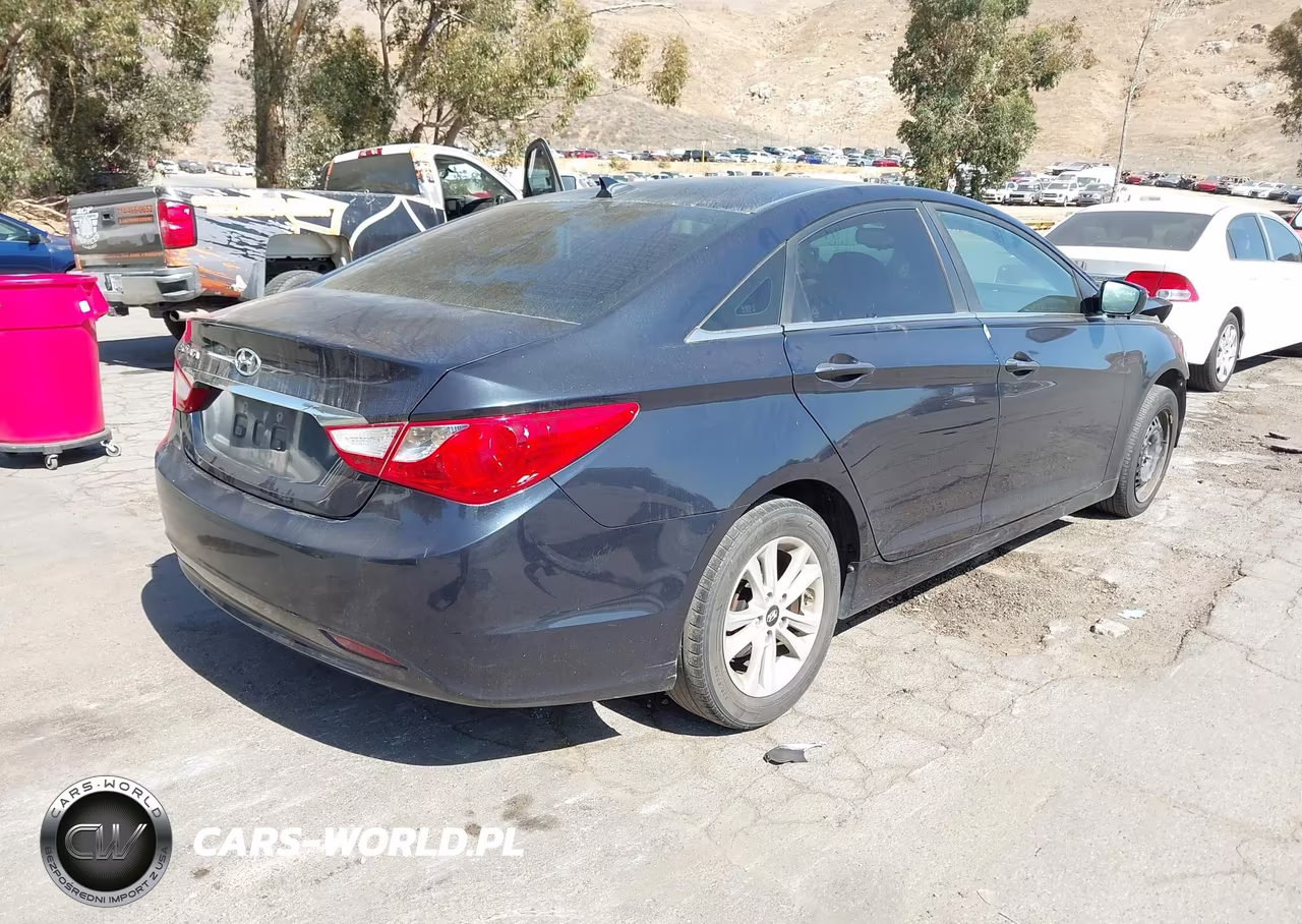 2013 Hyundai Sonata Gls VIN:5NPEB4AC4DH760229 - 4