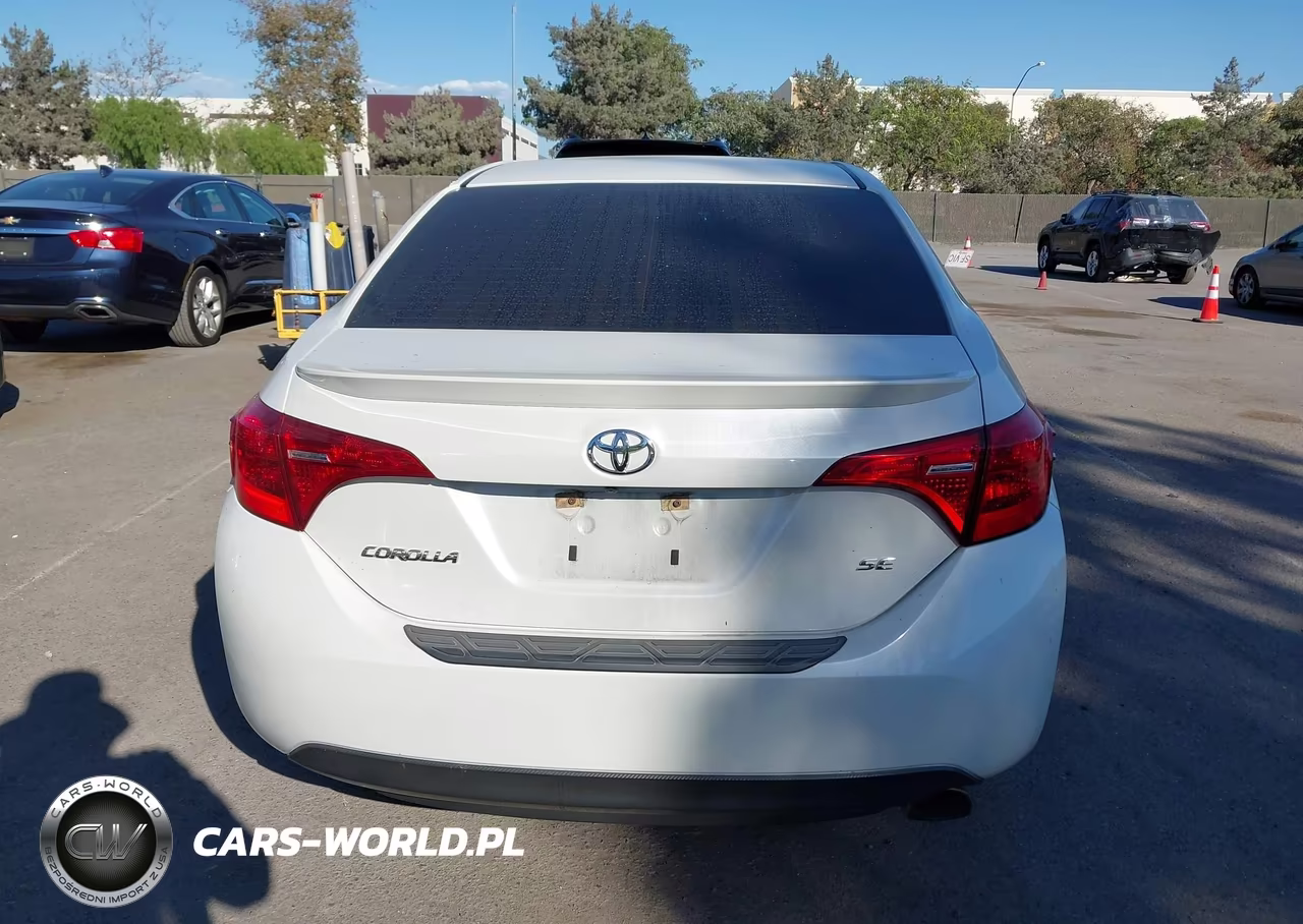 2018 Toyota Corolla Se VIN:5YFBURHE4JP763793 - 17