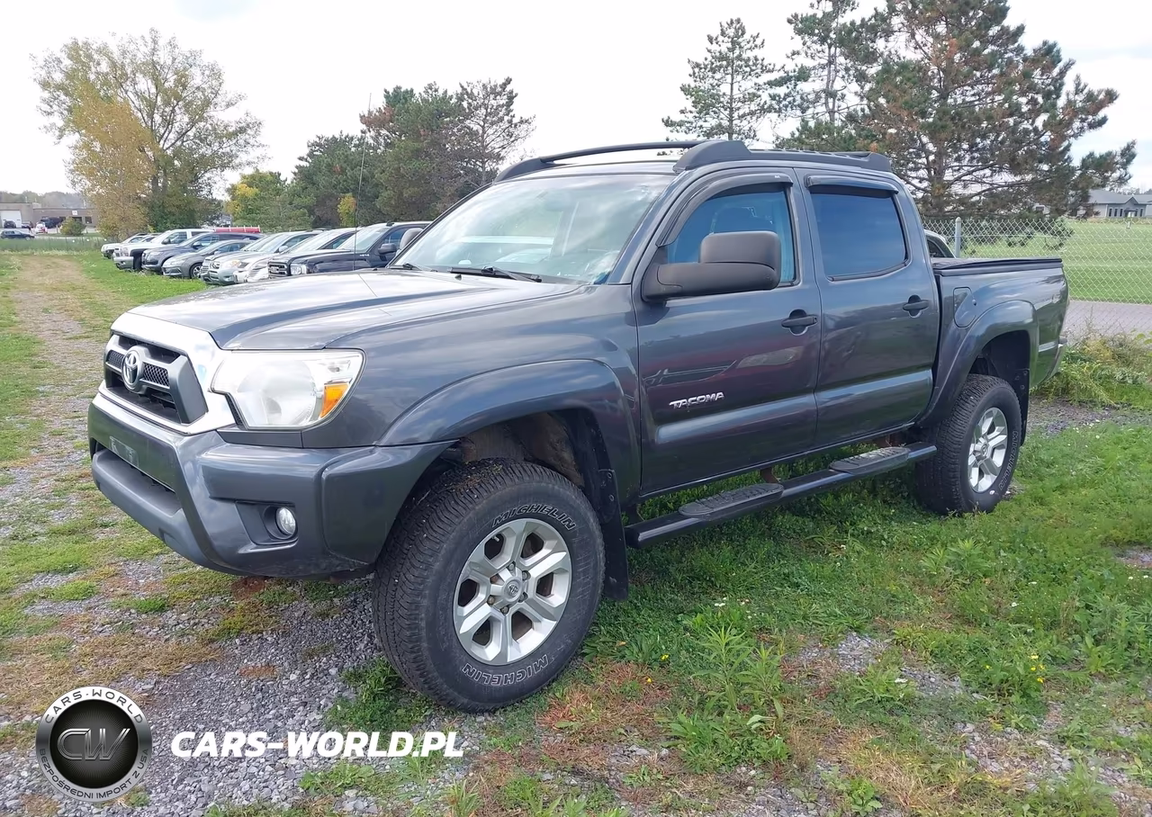 2015 Toyota Tacoma Base V6 VIN:3TMLU4EN0FM176369 - 2