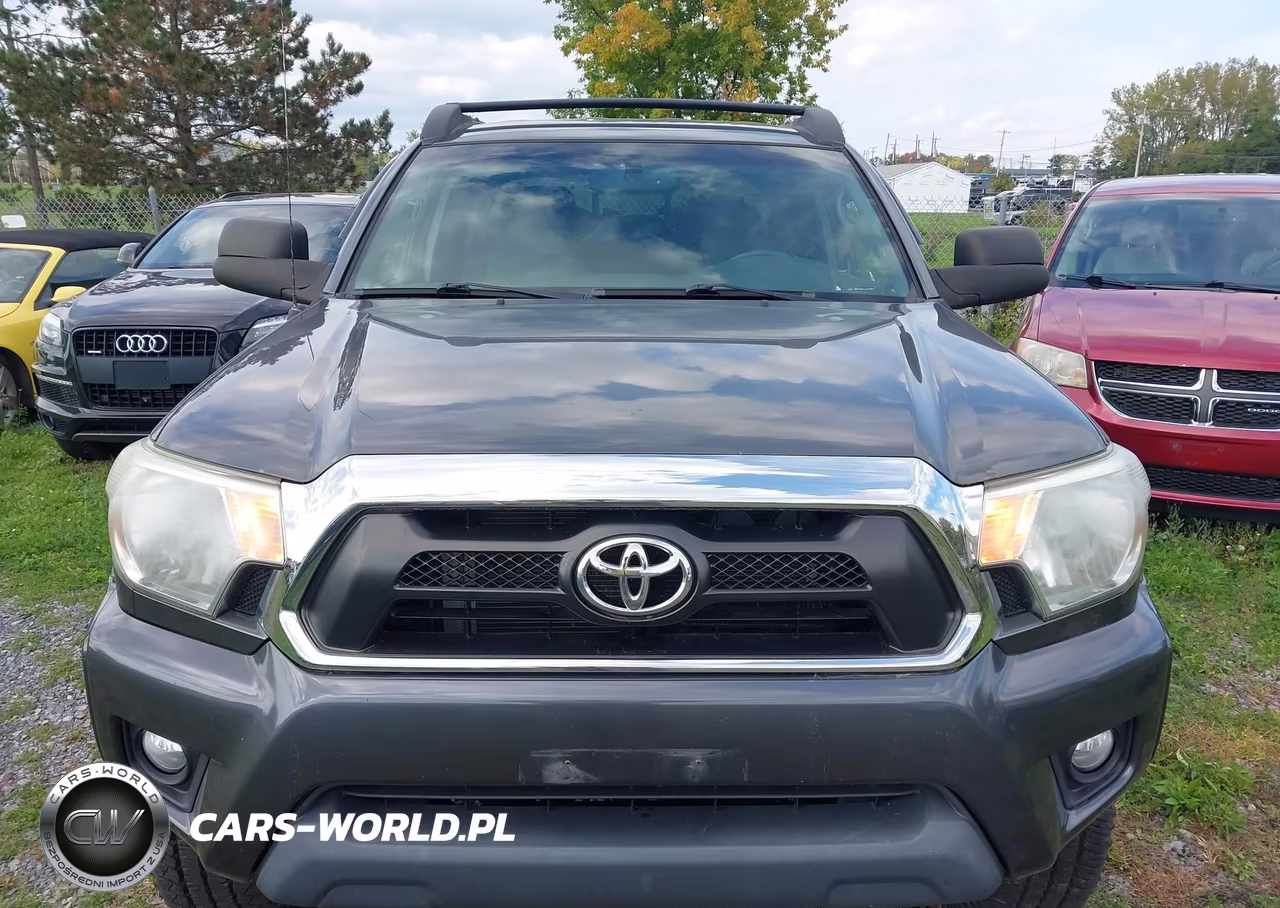 2015 Toyota Tacoma Base V6 VIN:3TMLU4EN0FM176369 - 6