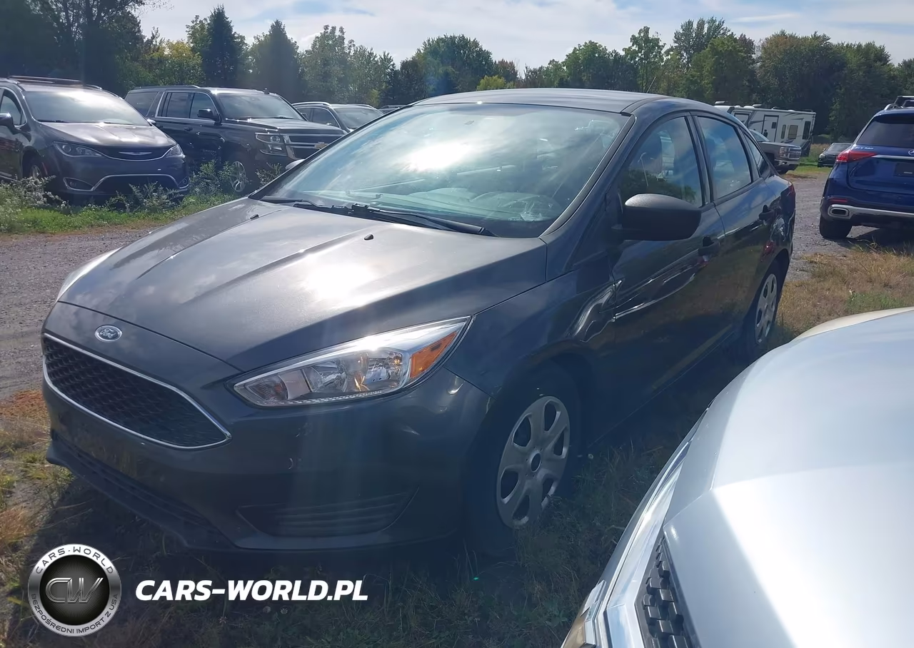 2017 Ford Focus S VIN:1FADP3E29HL321835 - 2