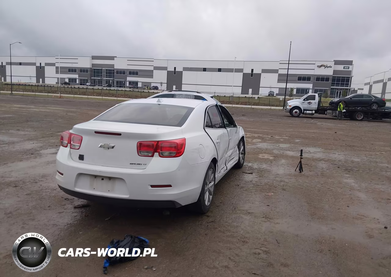 2013 Chevrolet Malibu 2Lt VIN:1G11E5SA1DF254062 - 4
