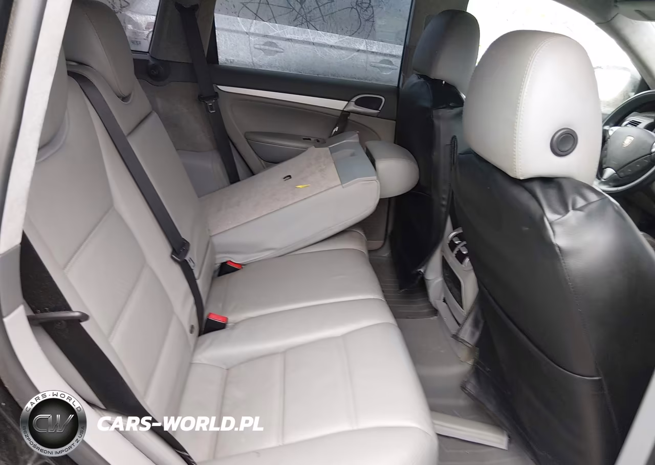 2006 Porsche Cayenne Turbo VIN:WP1AC29P86LA93234 - 8
