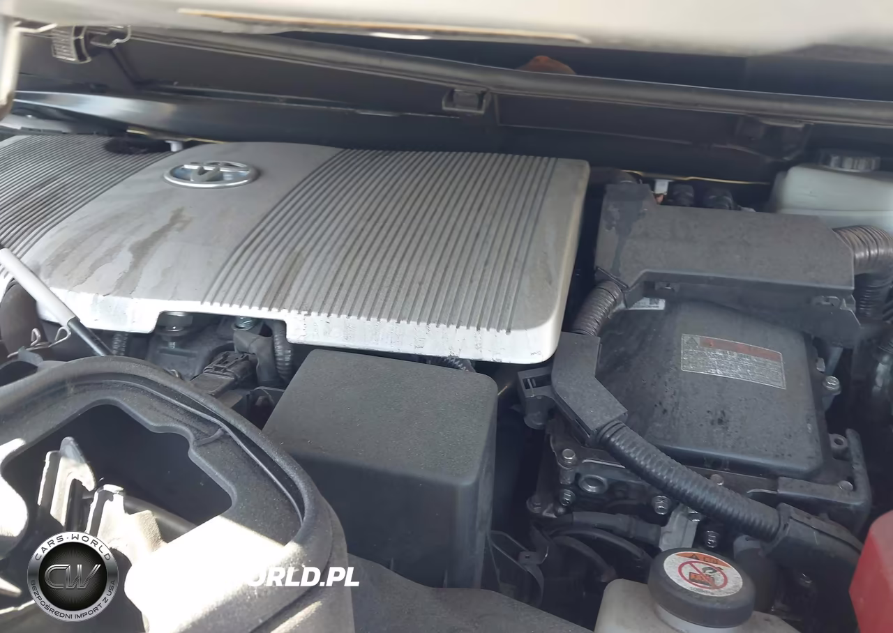2020 Toyota Prius Prime Le VIN:JTDKARFP6L3140328 - 10