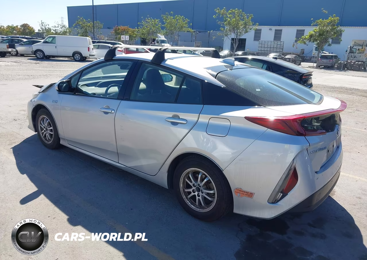 2020 Toyota Prius Prime Le VIN:JTDKARFP6L3140328 - 3