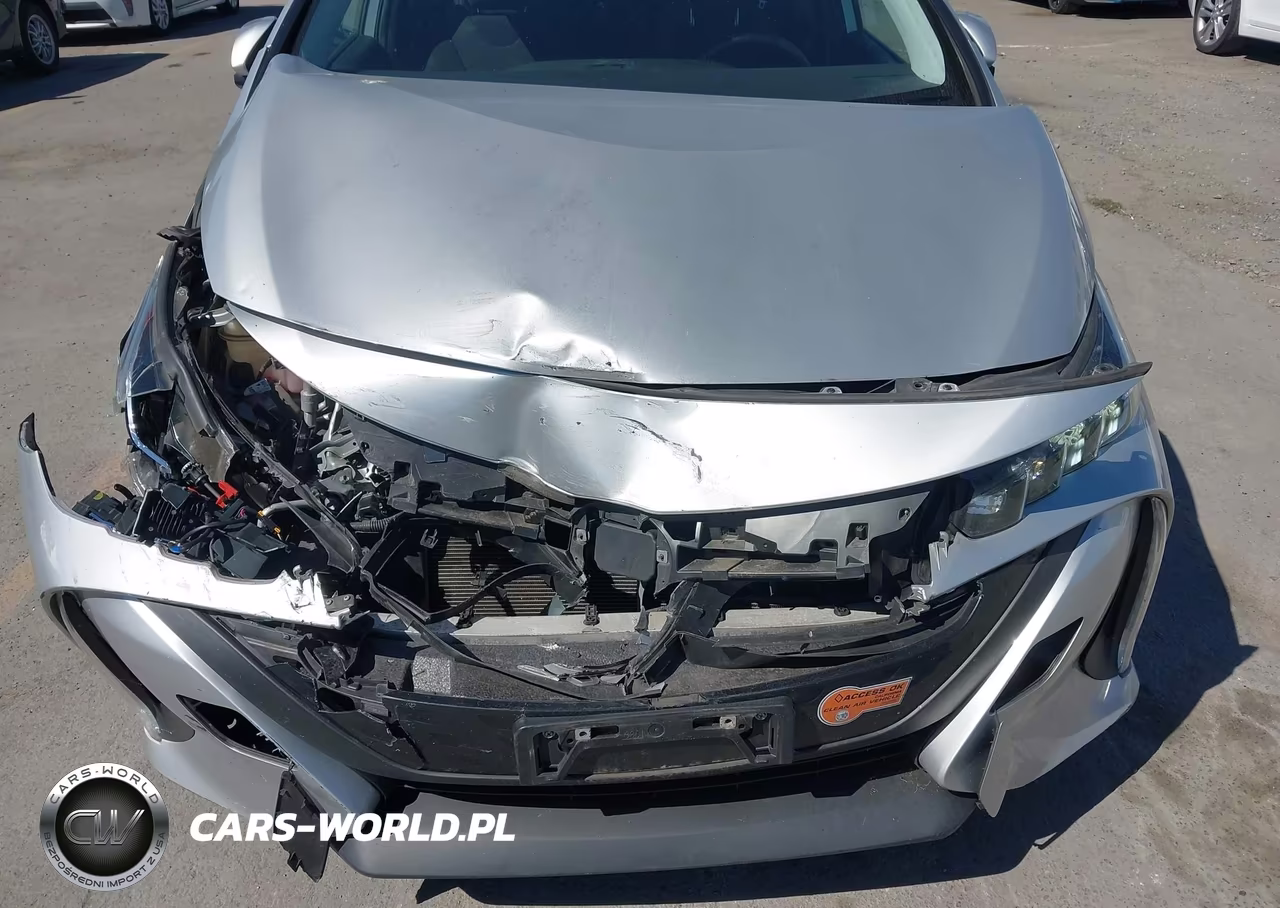 2020 Toyota Prius Prime Le VIN:JTDKARFP6L3140328 - 6