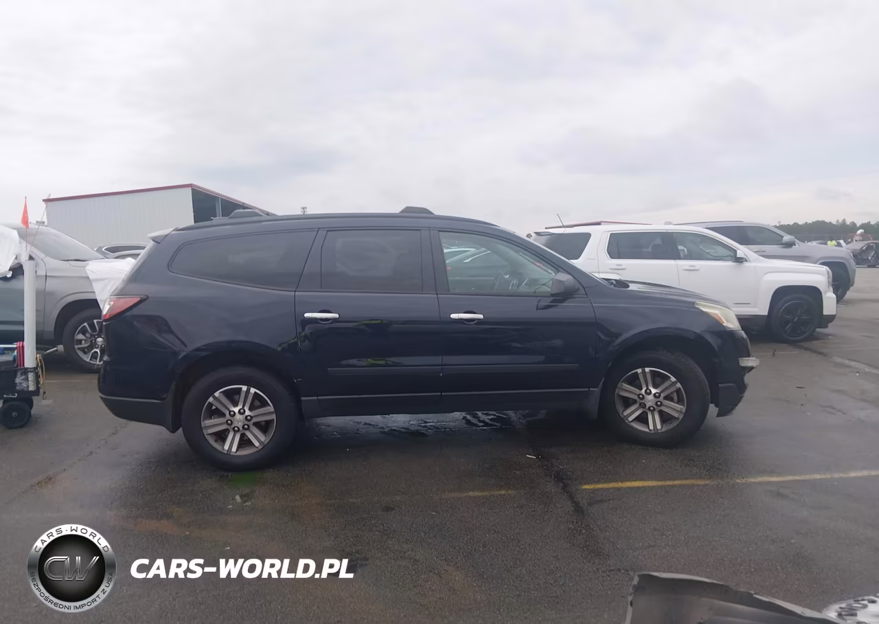 2017 Chevrolet Traverse Ls VIN:1GNKRFKD5HJ148093 - 13