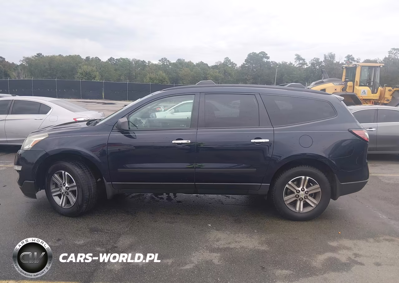 2017 Chevrolet Traverse Ls VIN:1GNKRFKD5HJ148093 - 14
