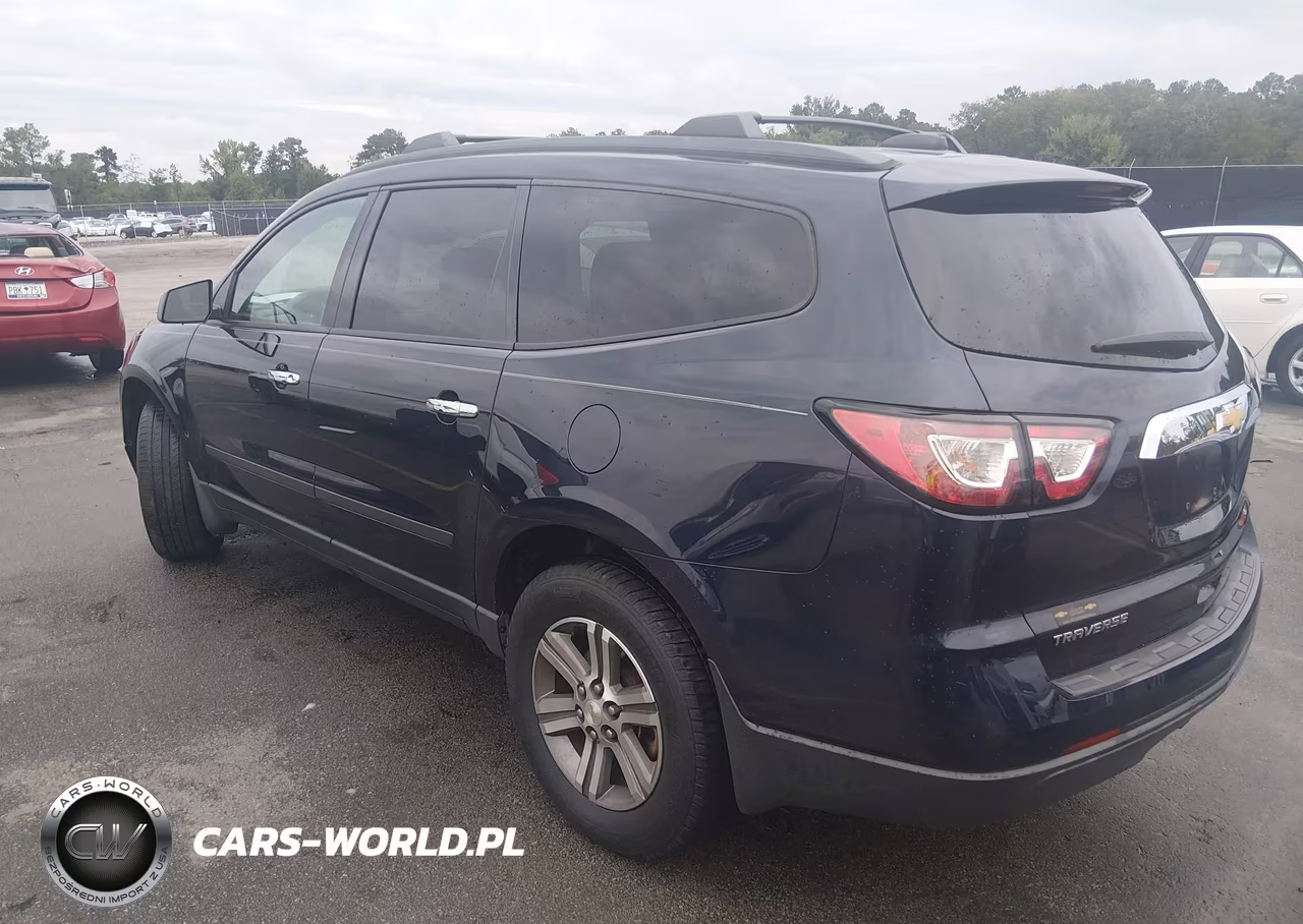 2017 Chevrolet Traverse Ls VIN:1GNKRFKD5HJ148093 - 3