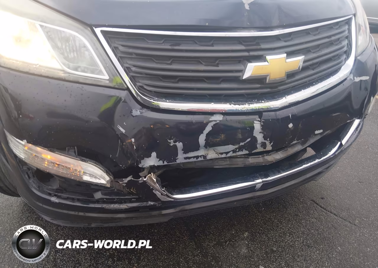 2017 Chevrolet Traverse Ls VIN:1GNKRFKD5HJ148093 - 6