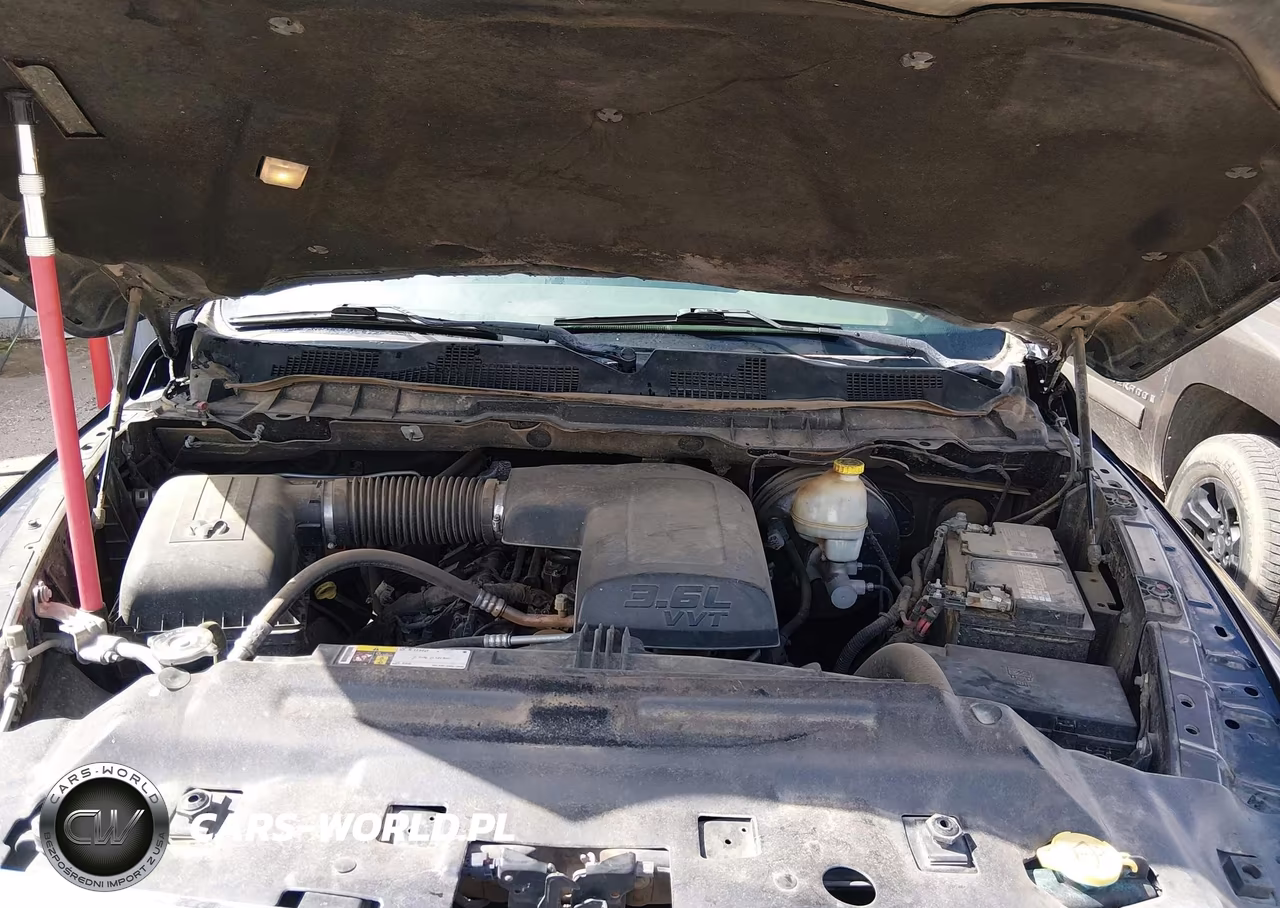 2016 Ram 1500 Big Horn VIN:1C6RR6LG8GS221702 - 10