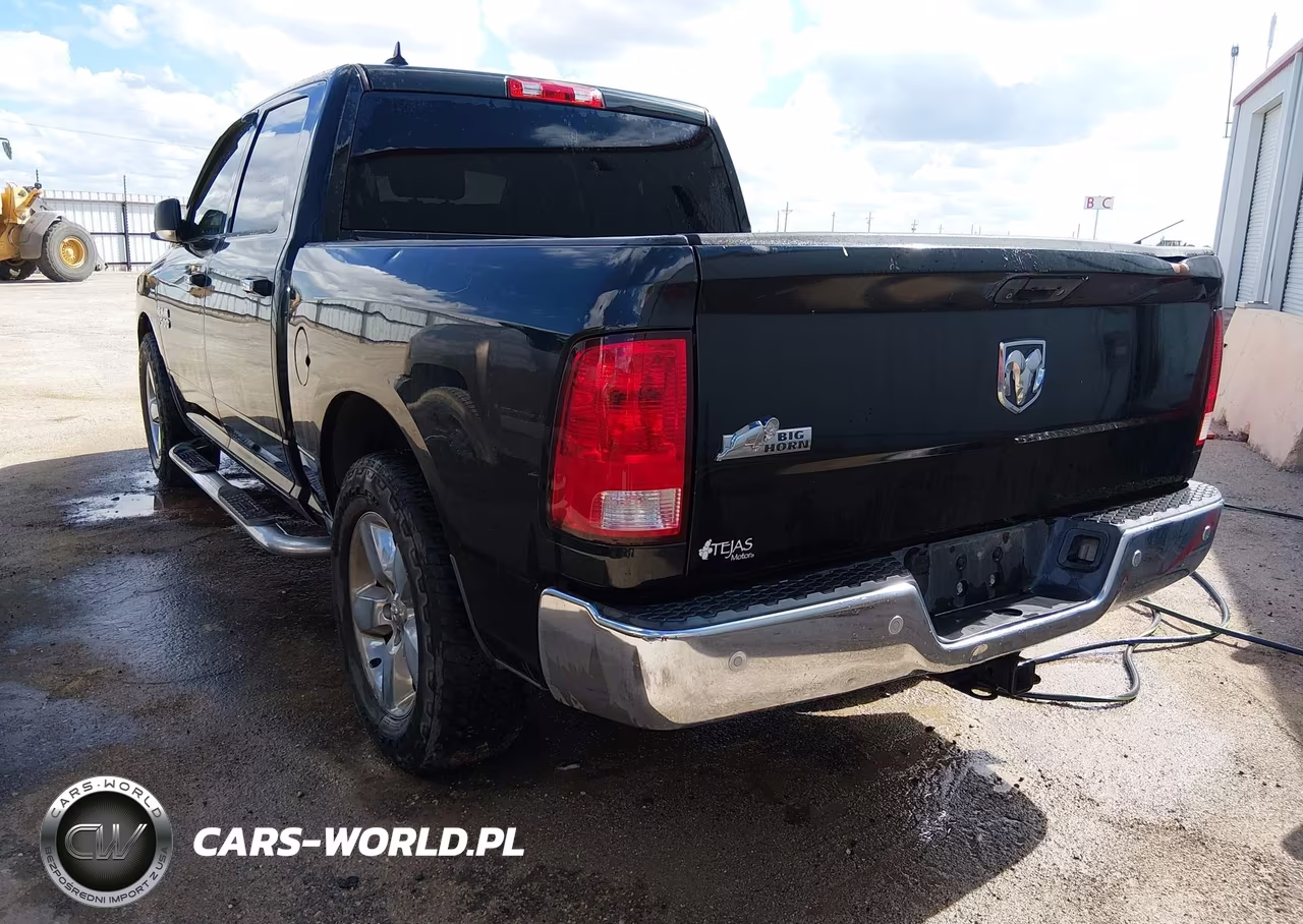 2016 Ram 1500 Big Horn VIN:1C6RR6LG8GS221702 - 3