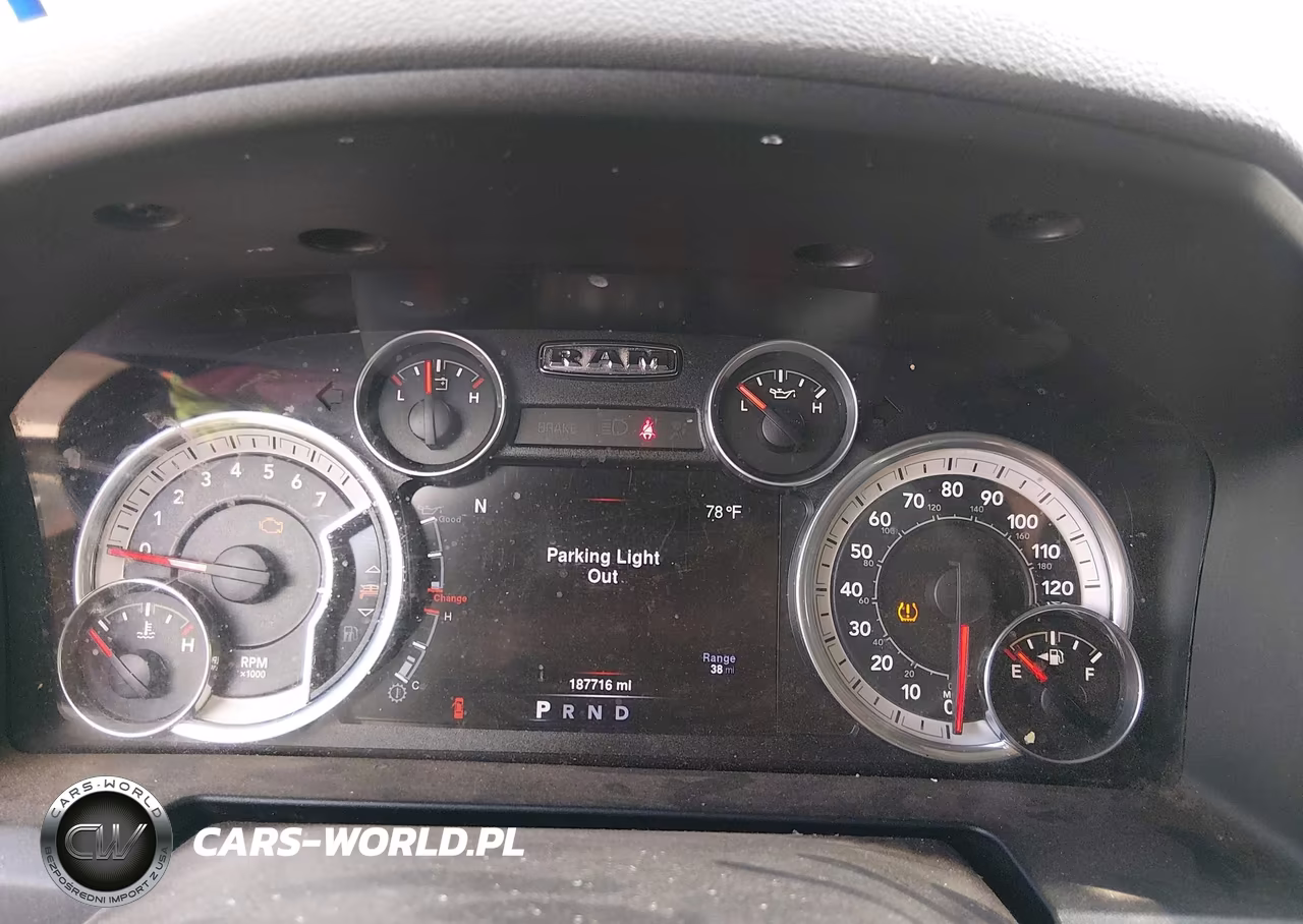 2016 Ram 1500 Big Horn VIN:1C6RR6LG8GS221702 - 7
