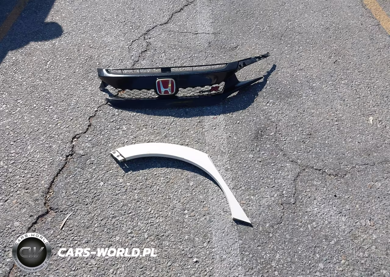 2019 Honda Civic Type R Touring VIN:SHHFK8G7XKU204071 - 12