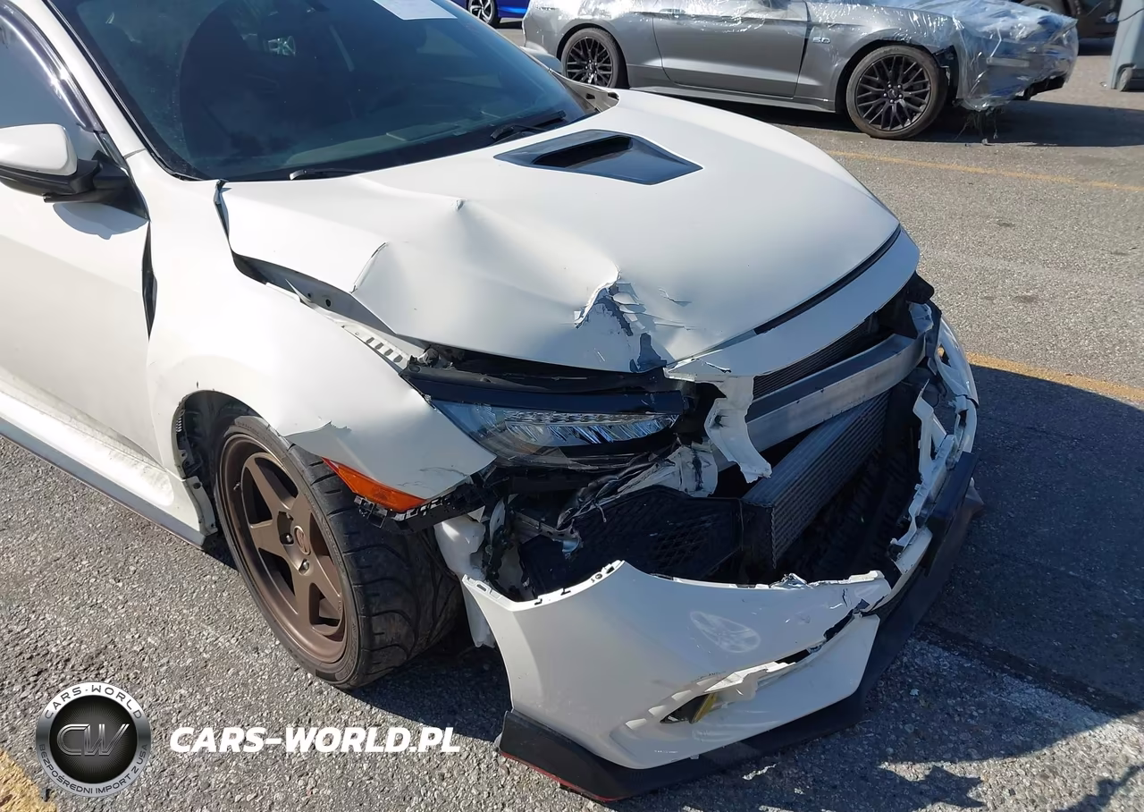 2019 Honda Civic Type R Touring VIN:SHHFK8G7XKU204071 - 6