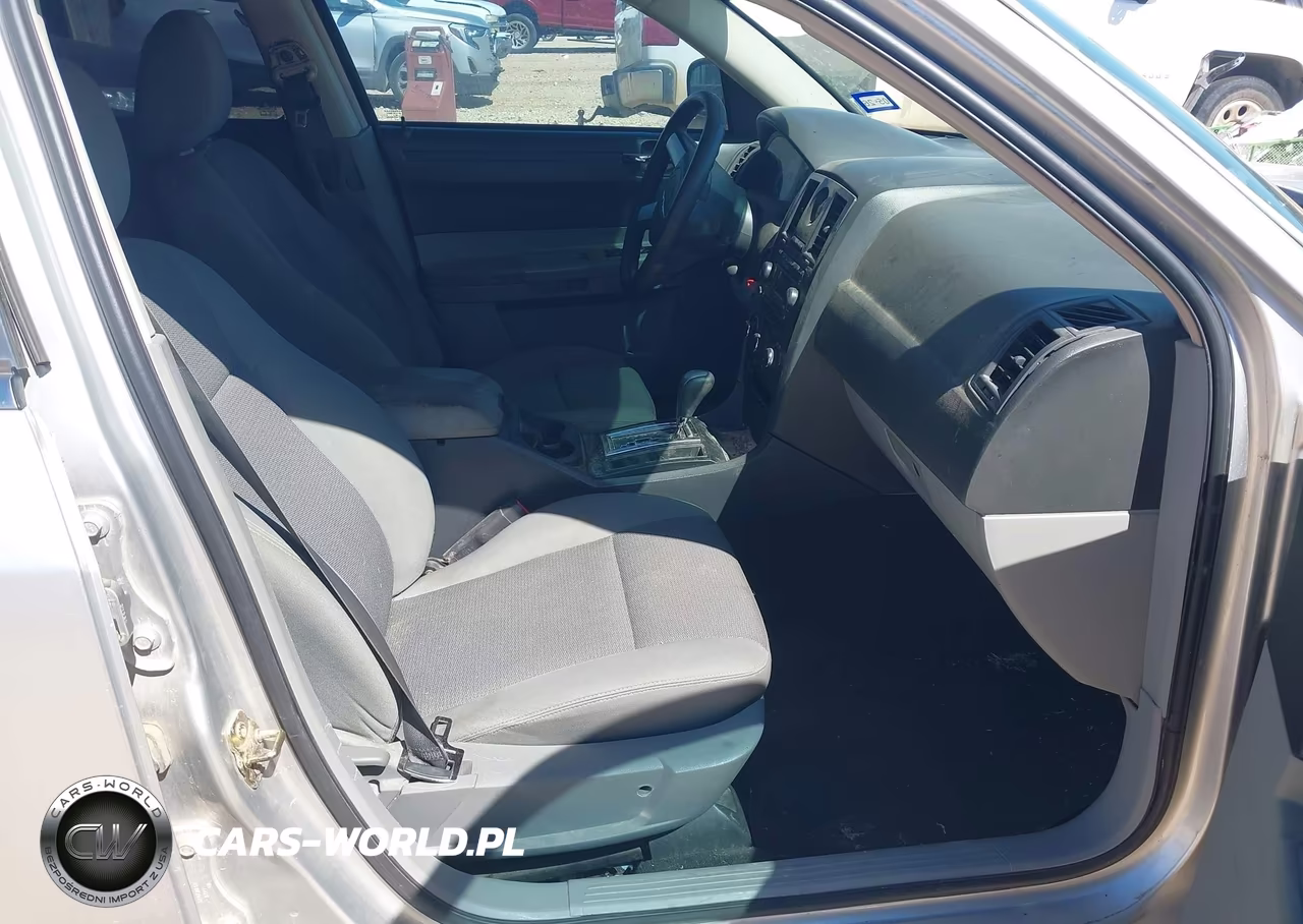 2006 Chrysler 300 VIN:2C3KA43R46H377334 - 5