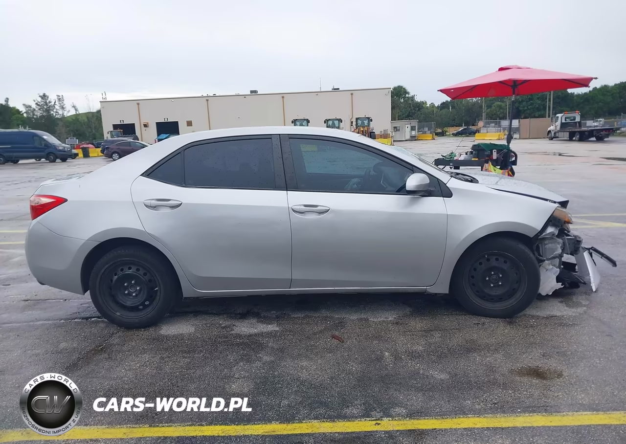2019 Toyota Corolla Le VIN:2T1BURHE2KC127424 - 13