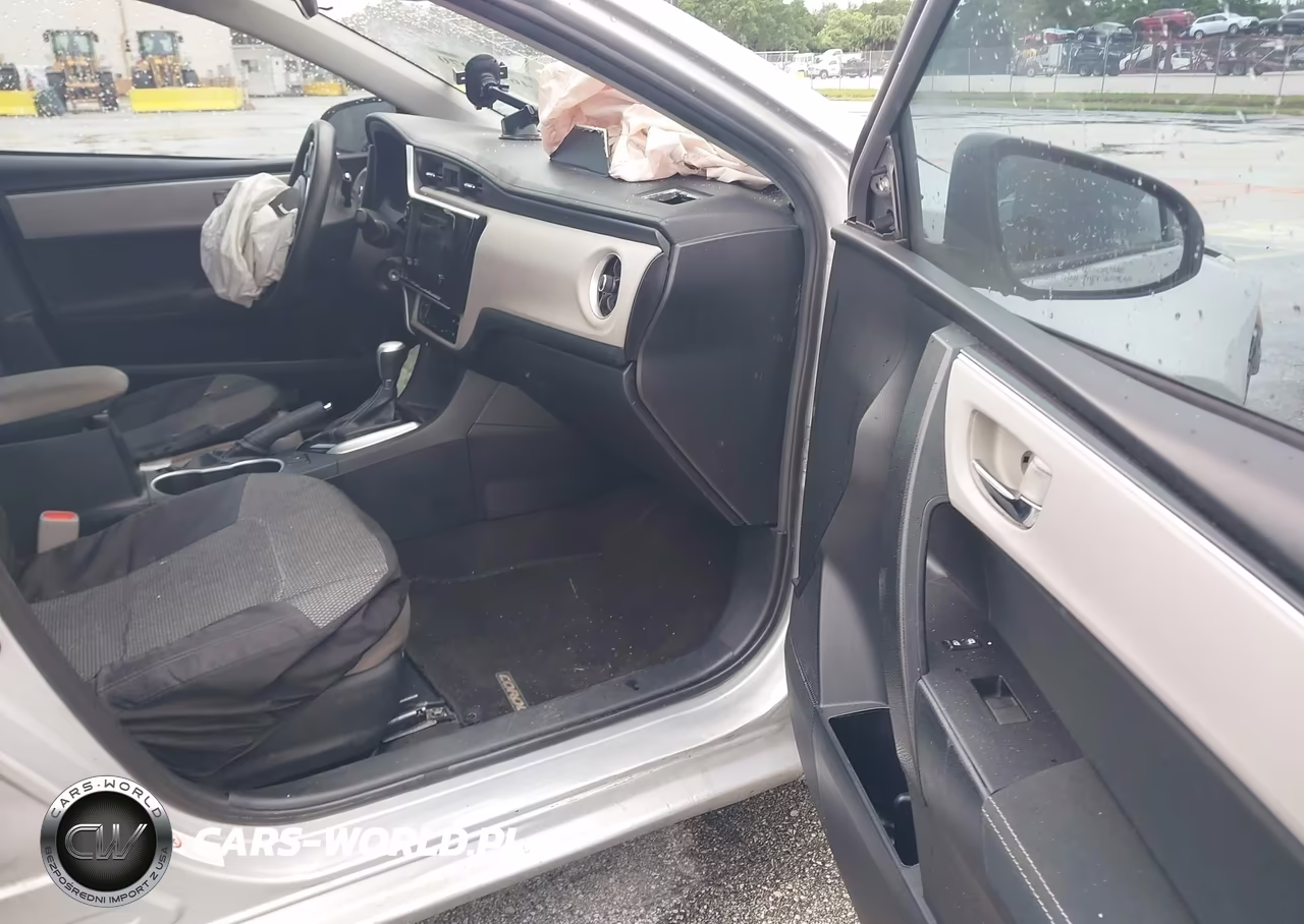 2019 Toyota Corolla Le VIN:2T1BURHE2KC127424 - 5