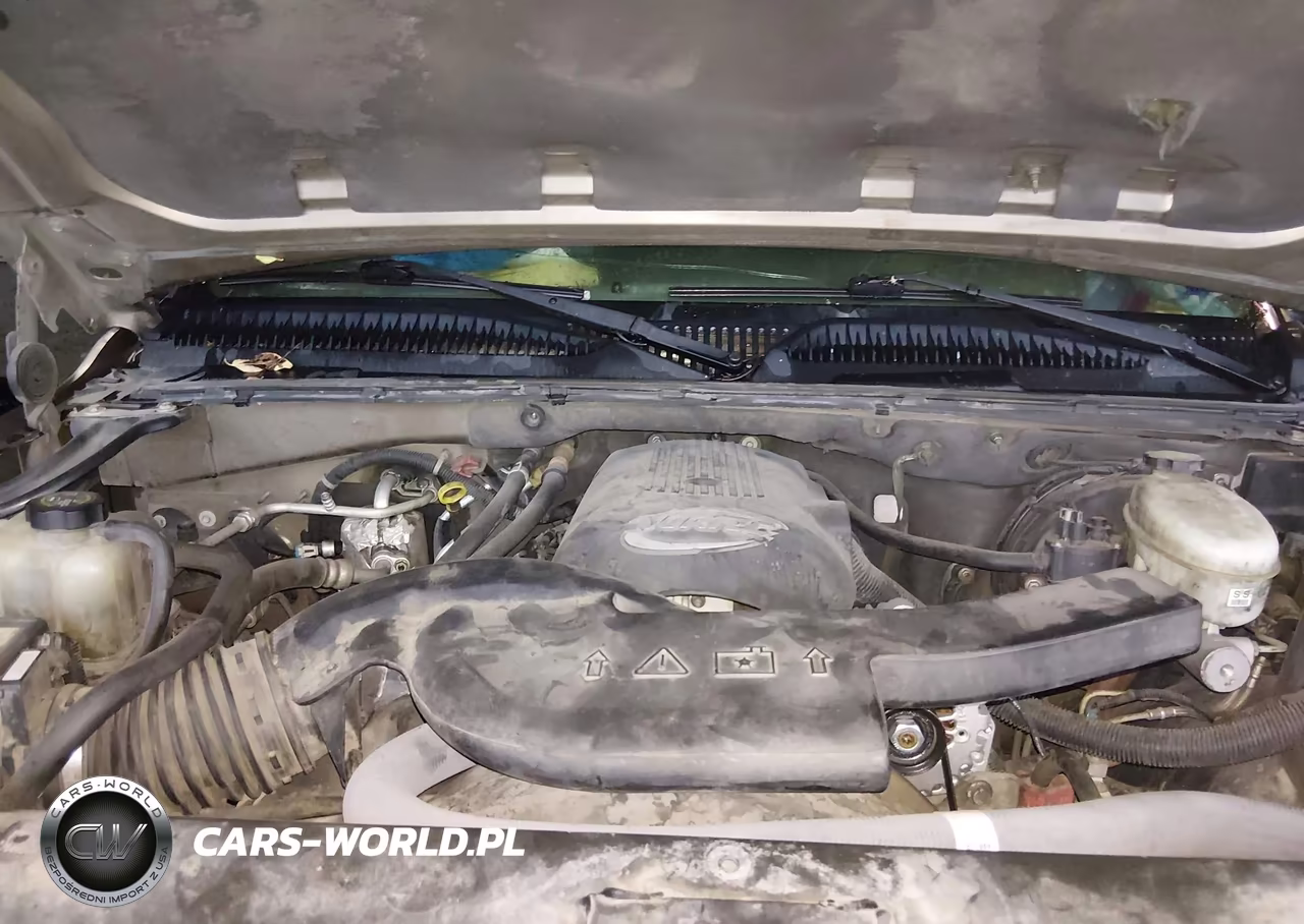 2003 Chevrolet Suburban 1500 Ls VIN:1GNEC16ZX3J112898 - 10