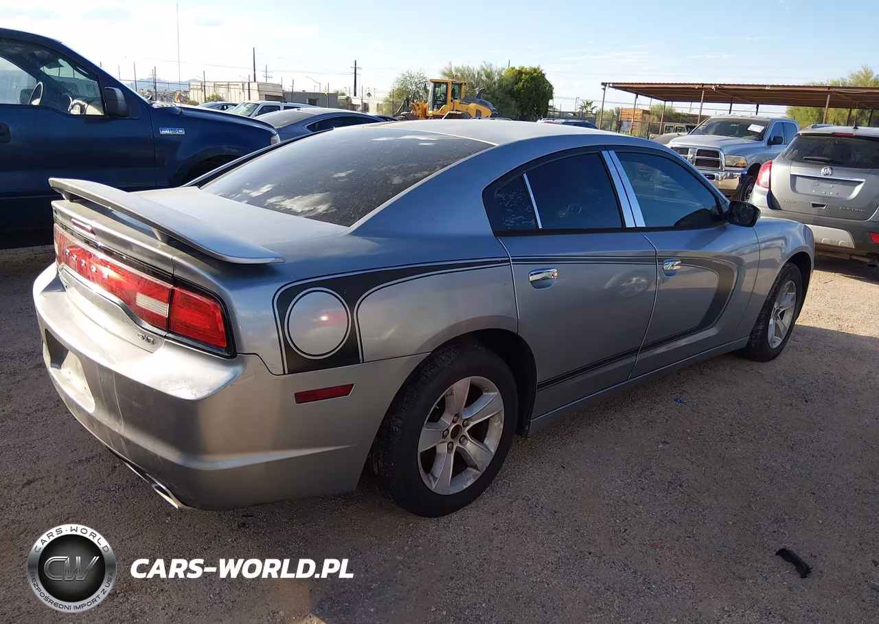 2011 Dodge Charger VIN:2B3CL3CG0BH544206 - 4